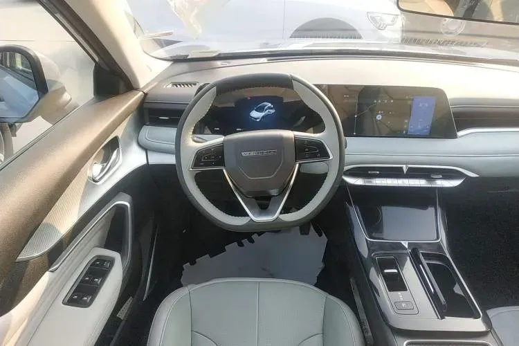 2023 Venucia Grand V DD-i 1.5T 163HP L4 E-CVT PHEV 18.4KWH,autocango,china used car exporter,china ev exporter,chinese used car exporter,chinese used ev exporter