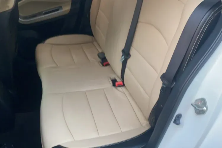 2017 HaiMa Family 1.6L 125HP L4 6MT,autocango,china used car exporter,china ev exporter,chinese used car exporter,chinese used ev exporter