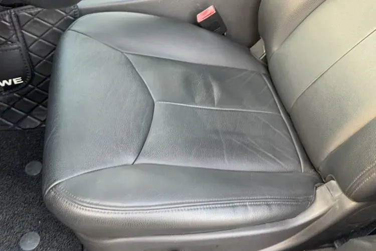 2011 Roewe W5 3.2L 220HP L6 5AT,autocango,china used car exporter,china ev exporter,chinese used car exporter,chinese used ev exporter