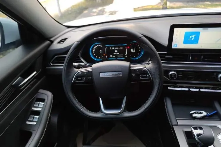 2022 Soueast DX8S 1.5T 156HP L4 6DCT,autocango,china used car exporter,china ev exporter,chinese used car exporter,chinese used ev exporter