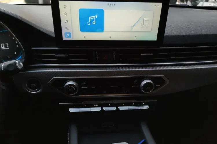 2022 Soueast DX8S 1.5T 156HP L4 6DCT,autocango,china used car exporter,china ev exporter,chinese used car exporter,chinese used ev exporter