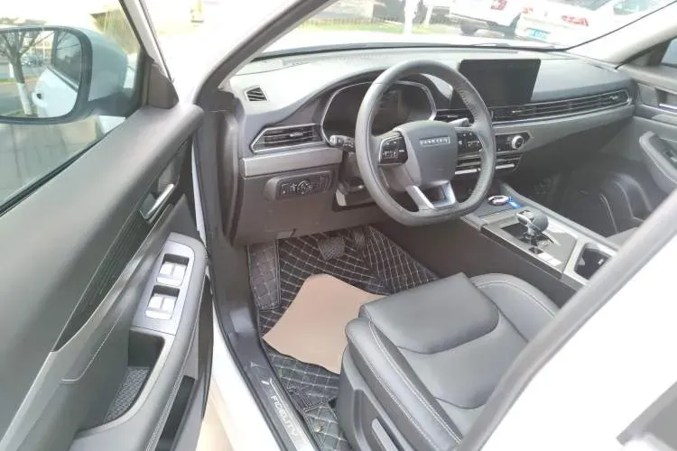 2022 Soueast DX8S 1.5T 156HP L4 6DCT,autocango,china used car exporter,china ev exporter,chinese used car exporter,chinese used ev exporter