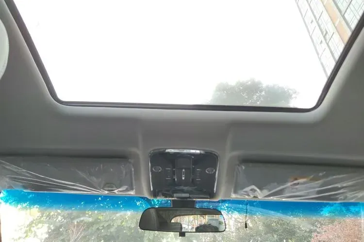 2022 Soueast DX8S 1.5T 156HP L4 6DCT,autocango,china used car exporter,china ev exporter,chinese used car exporter,chinese used ev exporter