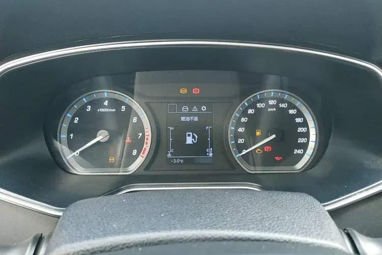 2020 ChangAn Oshan X7 1.5T 178HP L4 6MT,autocango,china used car exporter,china ev exporter,chinese used car exporter,chinese used ev exporter