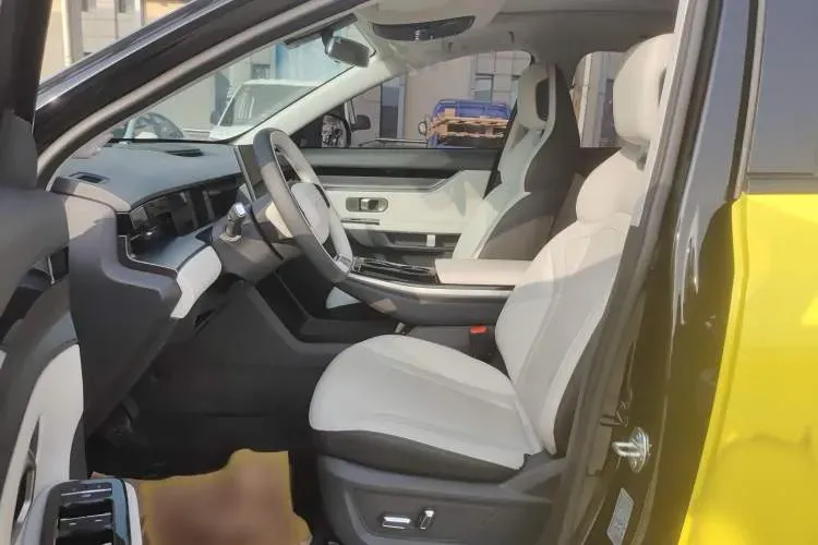 2022 Jetour DaSheng 1.6T 197HP L4 7DCT,autocango,china used car exporter,china ev exporter,chinese used car exporter,chinese used ev exporter