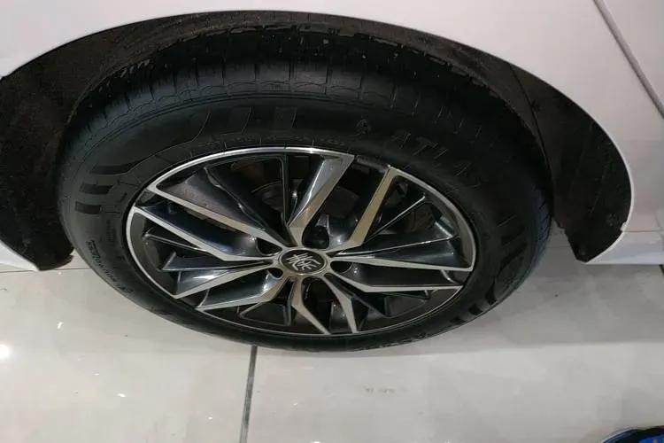 2021 BYD Qin Plus 1.5L 110HP L4 E-CVT PHEV 18.32KWH,autocango,china used car exporter,china ev exporter,chinese used car exporter,chinese used ev exporter