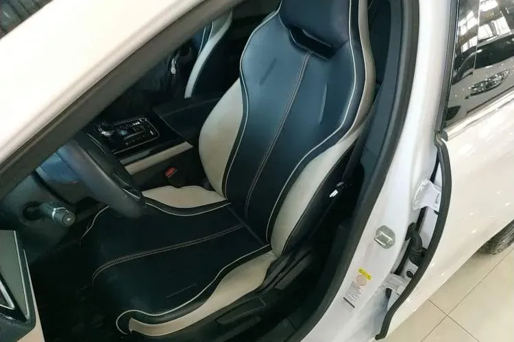 2021 BYD Qin Plus 1.5L 110HP L4 E-CVT PHEV 18.32KWH,autocango,china used car exporter,china ev exporter,chinese used car exporter,chinese used ev exporter