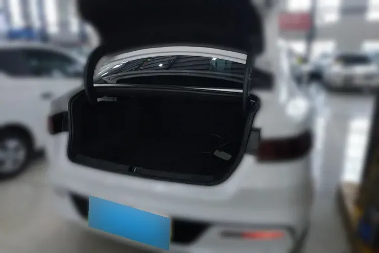 2021 BYD Qin Plus 1.5L 110HP L4 E-CVT PHEV 18.32KWH,autocango,china used car exporter,china ev exporter,chinese used car exporter,chinese used ev exporter