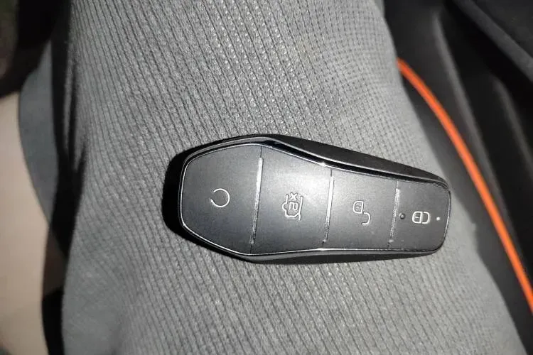 2021 BYD Dolphin BEV 44.9KWH,autocango,china used car exporter,china ev exporter,chinese used car exporter,chinese used ev exporter