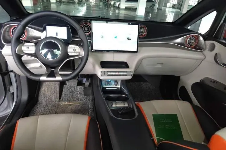 2021 BYD Dolphin BEV 44.9KWH,autocango,china used car exporter,china ev exporter,chinese used car exporter,chinese used ev exporter