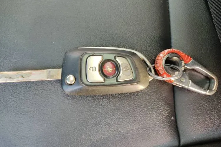 2017 JinBei F50 1.6L 118HP L4 5MT,autocango,china used car exporter,china ev exporter,chinese used car exporter,chinese used ev exporter