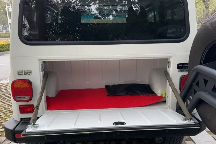 2023 BAW 212 2.4T 211HP L4 6MT,autocango,china used car exporter,china ev exporter,chinese used car exporter,chinese used ev exporter