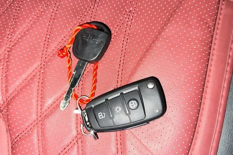 2023 BAW 212 2.4T 211HP L4 6MT,autocango,china used car exporter,china ev exporter,chinese used car exporter,chinese used ev exporter