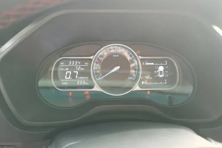 2022 SWM Big Tiger 1.5L 116HP L4 5MT,autocango,china used car exporter,china ev exporter,chinese used car exporter,chinese used ev exporter