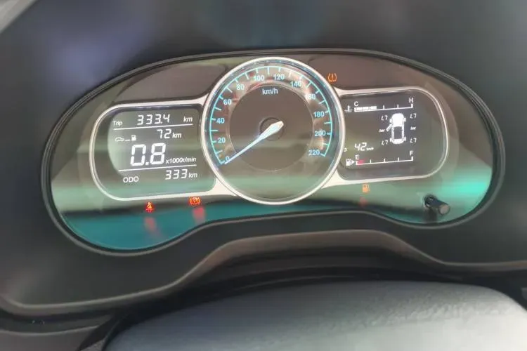 2022 SWM Big Tiger 1.5L 116HP L4 5MT,autocango,china used car exporter,china ev exporter,chinese used car exporter,chinese used ev exporter