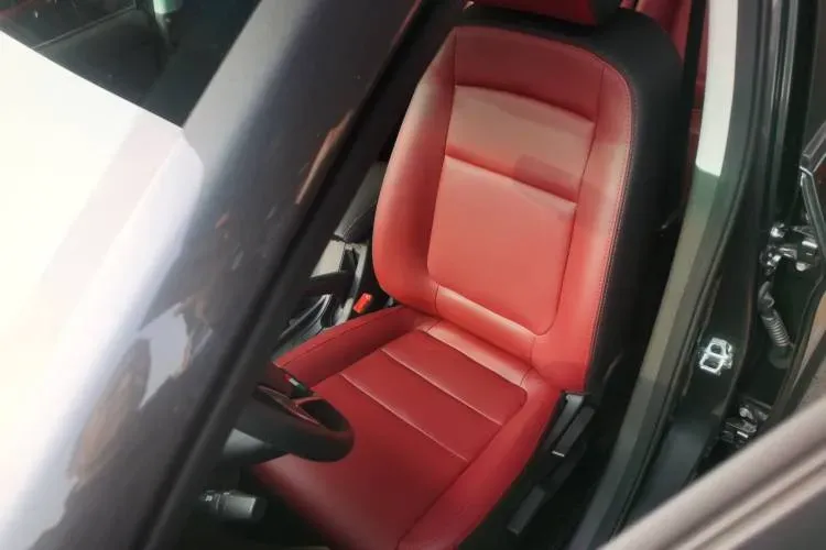 2022 SWM Big Tiger 1.5L 116HP L4 5MT,autocango,china used car exporter,china ev exporter,chinese used car exporter,chinese used ev exporter