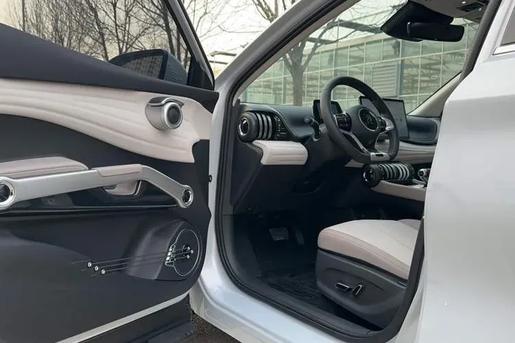 2023 BYD Yuan Plus BEV 49.92KWH,autocango,china used car exporter,china ev exporter,chinese used car exporter,chinese used ev exporter