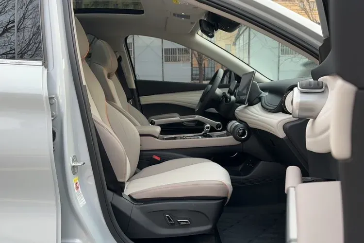 2023 BYD Yuan Plus BEV 49.92KWH,autocango,china used car exporter,china ev exporter,chinese used car exporter,chinese used ev exporter