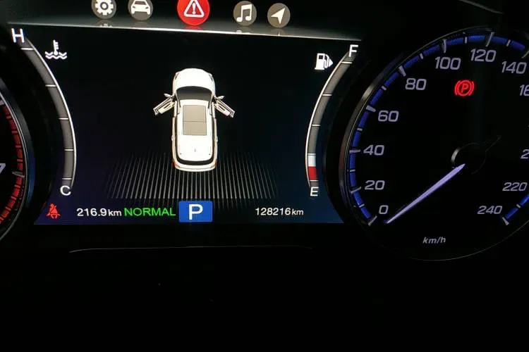 2017 GAC Trumpchi GS7 2.0T 201HP L4 6AT,autocango,china used car exporter,china ev exporter,chinese used car exporter,chinese used ev exporter