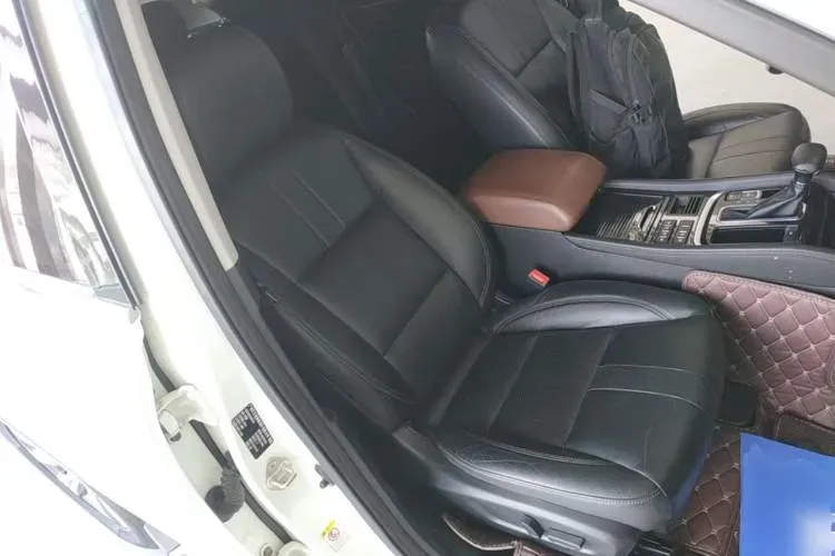 2017 GAC Trumpchi GS7 2.0T 201HP L4 6AT,autocango,china used car exporter,china ev exporter,chinese used car exporter,chinese used ev exporter