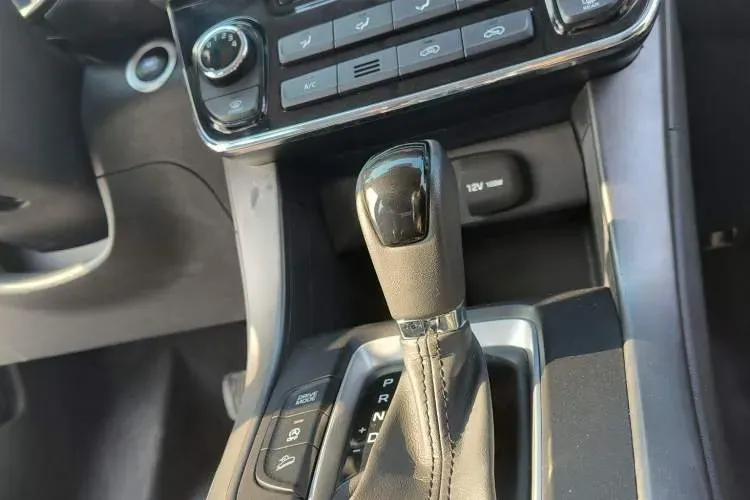 2019 Hyundai ix35 2.0L 160HP L4 6AT,autocango,china used car exporter,china ev exporter,chinese used car exporter,chinese used ev exporter