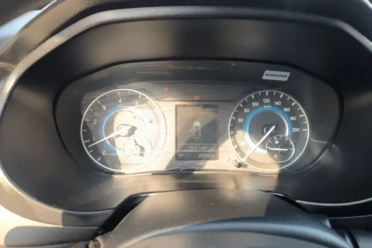 2018 DongFeng Fengon Fengon S560 1.8L 139HP L4 5MT,autocango,china used car exporter,china ev exporter,chinese used car exporter,chinese used ev exporter