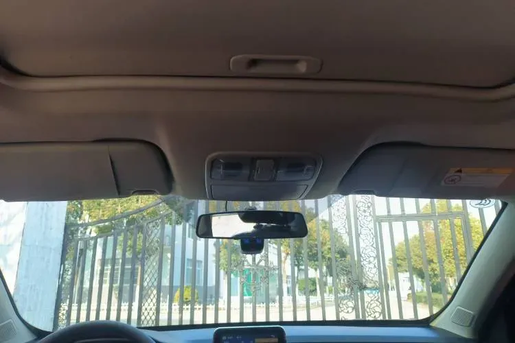 2018 DongFeng Fengon Fengon S560 1.8L 139HP L4 5MT,autocango,china used car exporter,china ev exporter,chinese used car exporter,chinese used ev exporter