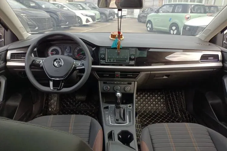 2018 Volkswagen Lavida 1.4T 150HP L4 7DCT,autocango,china used car exporter,china ev exporter,chinese used car exporter,chinese used ev exporter