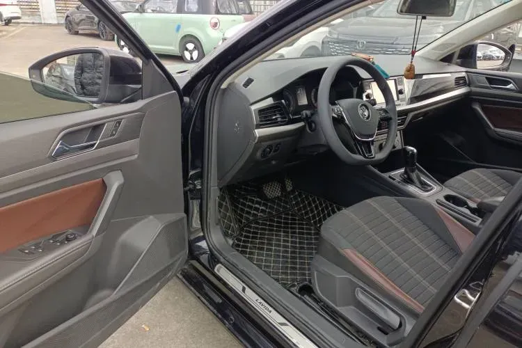 2018 Volkswagen Lavida 1.4T 150HP L4 7DCT,autocango,china used car exporter,china ev exporter,chinese used car exporter,chinese used ev exporter