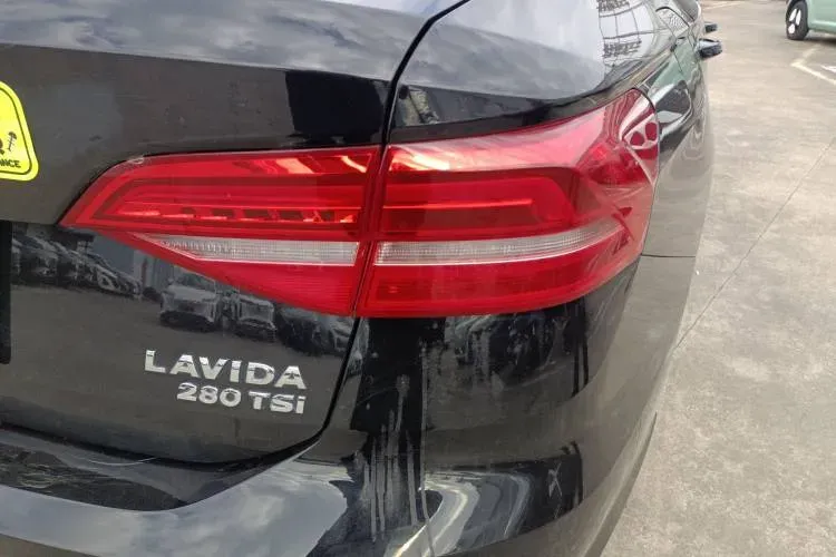 2018 Volkswagen Lavida 1.4T 150HP L4 7DCT,autocango,china used car exporter,china ev exporter,chinese used car exporter,chinese used ev exporter