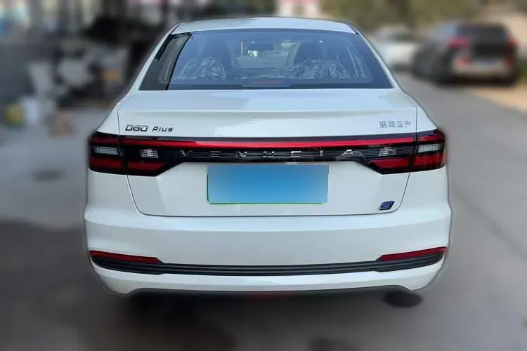 2023 Venucia D60 EV BEV 47KWH,autocango,china used car exporter,china ev exporter,chinese used car exporter,chinese used ev exporter