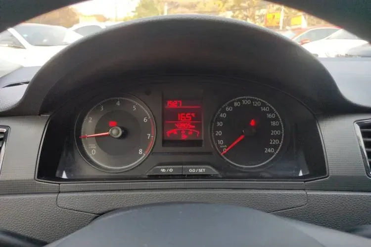 2021 Volkswagen Santana 1.5L 112HP L4 5MT,autocango,china used car exporter,china ev exporter,chinese used car exporter,chinese used ev exporter