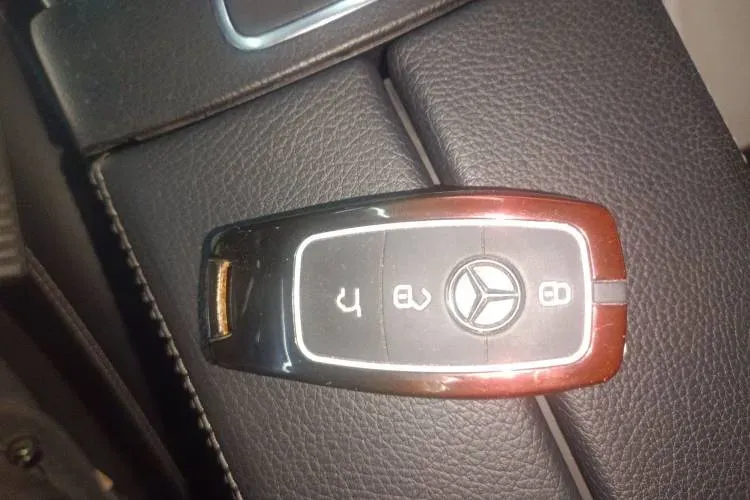 2020 Mercedes-Benz A Class 1.3T 163HP L4 7DCT,autocango,china used car exporter,china ev exporter,chinese used car exporter,chinese used ev exporter