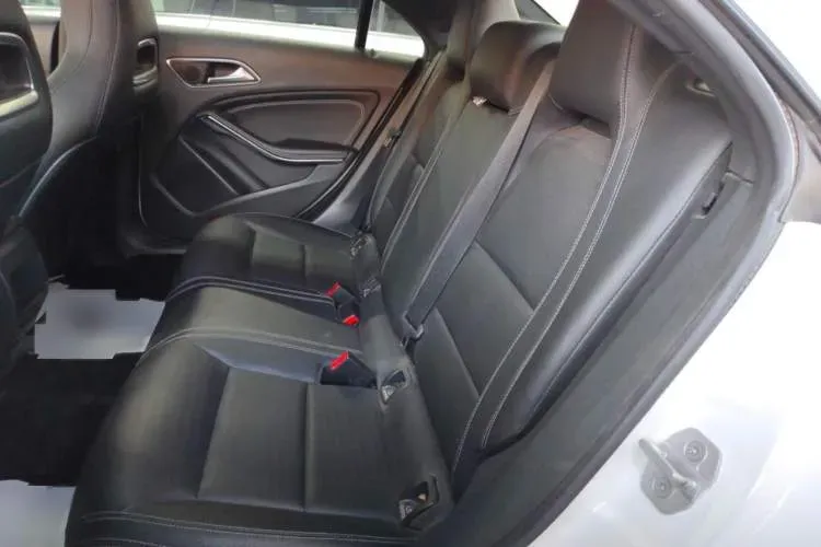 2017 Mercedes-Benz CLA Class 1.6T 156HP L4 7DCT,autocango,china used car exporter,china ev exporter,chinese used car exporter,chinese used ev exporter