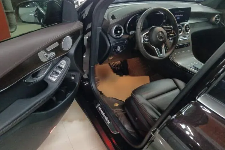 2020 Mercedes-Benz GLC Class 2.0T 197HP L4 9AT,autocango,china used car exporter,china ev exporter,chinese used car exporter,chinese used ev exporter