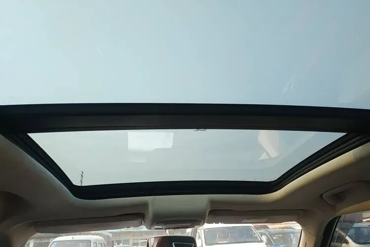 2017 Zotye T300 1.5L 112HP L4 5MT,autocango,china used car exporter,china ev exporter,chinese used car exporter,chinese used ev exporter