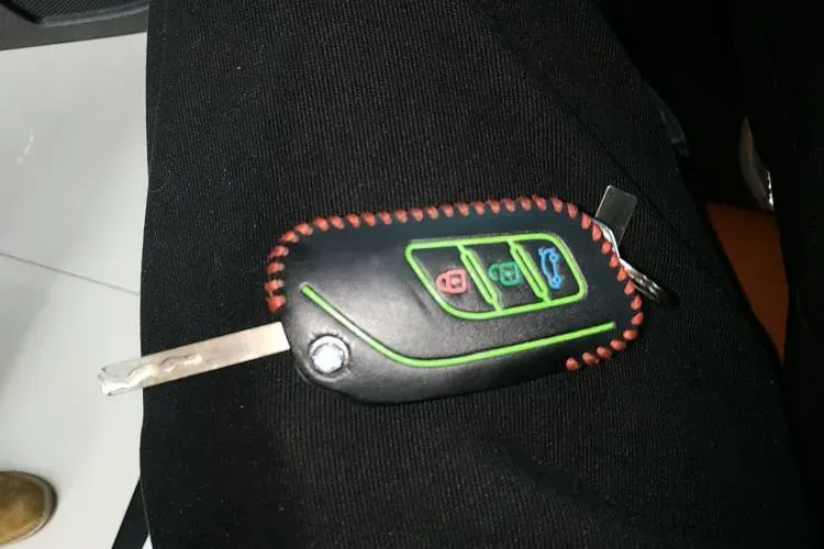 2016 BeiJing Auto Senova X35 1.5L 116HP L4 5MT,autocango,china used car exporter,china ev exporter,chinese used car exporter,chinese used ev exporter