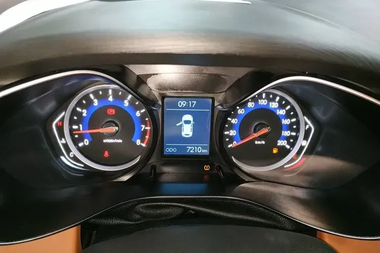 2016 BeiJing Auto Senova X35 1.5L 116HP L4 5MT,autocango,china used car exporter,china ev exporter,chinese used car exporter,chinese used ev exporter