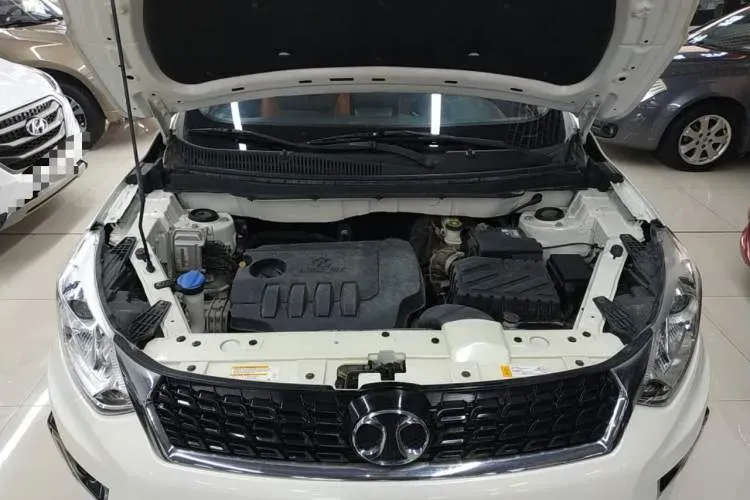 2016 BeiJing Auto Senova X35 1.5L 116HP L4 5MT,autocango,china used car exporter,china ev exporter,chinese used car exporter,chinese used ev exporter