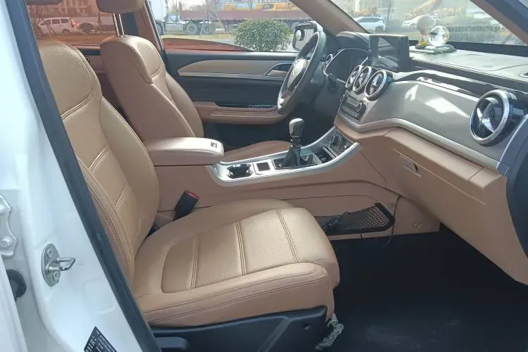 2017 Yema T80 1.5T 150HP L4 5MT,autocango,china used car exporter,china ev exporter,chinese used car exporter,chinese used ev exporter