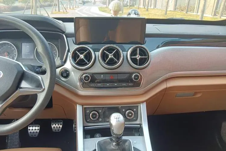 2017 Yema T80 1.5T 150HP L4 5MT,autocango,china used car exporter,china ev exporter,chinese used car exporter,chinese used ev exporter