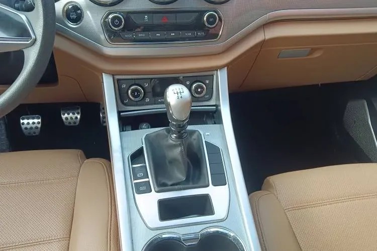 2017 Yema T80 1.5T 150HP L4 5MT,autocango,china used car exporter,china ev exporter,chinese used car exporter,chinese used ev exporter