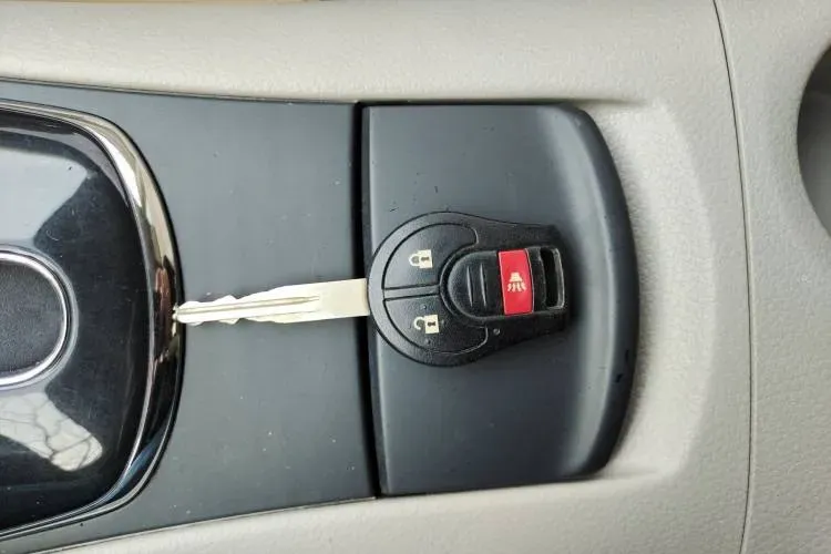 2011 Nissan Tiida 1.6L 126HP L4 CVT,autocango,china used car exporter,china ev exporter,chinese used car exporter,chinese used ev exporter