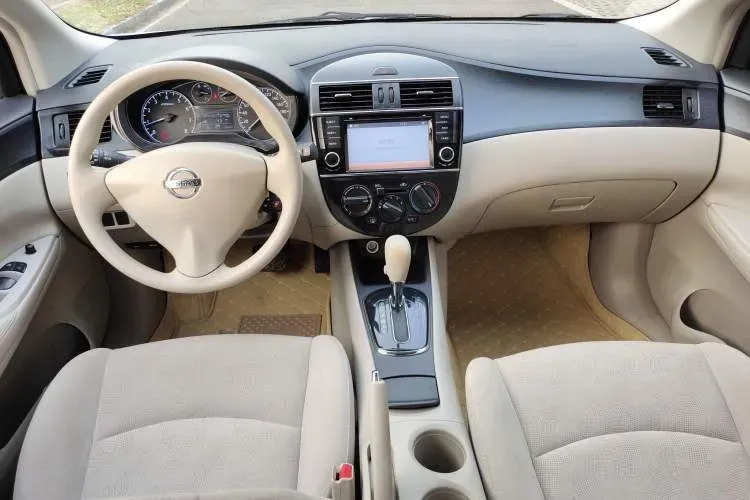 2011 Nissan Tiida 1.6L 126HP L4 CVT,autocango,china used car exporter,china ev exporter,chinese used car exporter,chinese used ev exporter