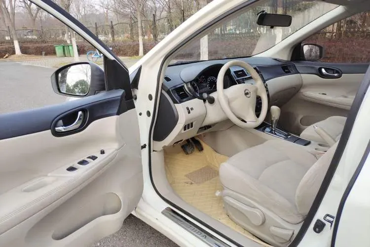 2011 Nissan Tiida 1.6L 126HP L4 CVT,autocango,china used car exporter,china ev exporter,chinese used car exporter,chinese used ev exporter