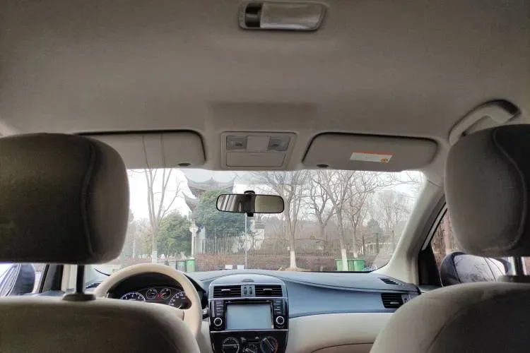 2011 Nissan Tiida 1.6L 126HP L4 CVT,autocango,china used car exporter,china ev exporter,chinese used car exporter,chinese used ev exporter