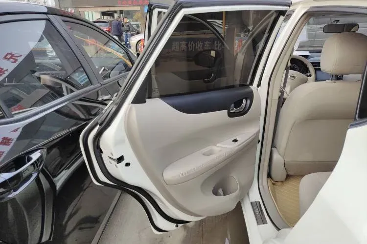 2011 Nissan Tiida 1.6L 126HP L4 CVT,autocango,china used car exporter,china ev exporter,chinese used car exporter,chinese used ev exporter