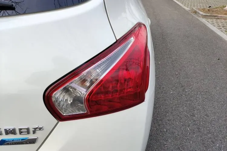 2011 Nissan Tiida 1.6L 126HP L4 CVT,autocango,china used car exporter,china ev exporter,chinese used car exporter,chinese used ev exporter