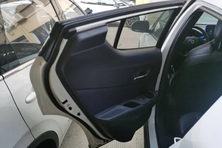 2020 Toyota Izoa E BEV 54.3KWH,autocango,china used car exporter,china ev exporter,chinese used car exporter,chinese used ev exporter