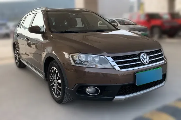 2014 Volkswagen Cross Lavida 1.6L 110HP L4 6AT,autocango,china used car exporter,china ev exporter,chinese used car exporter,chinese used ev exporter